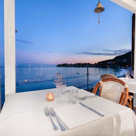 Il Cefalo Hotel & Restaurant Castellabate Bagian luar foto