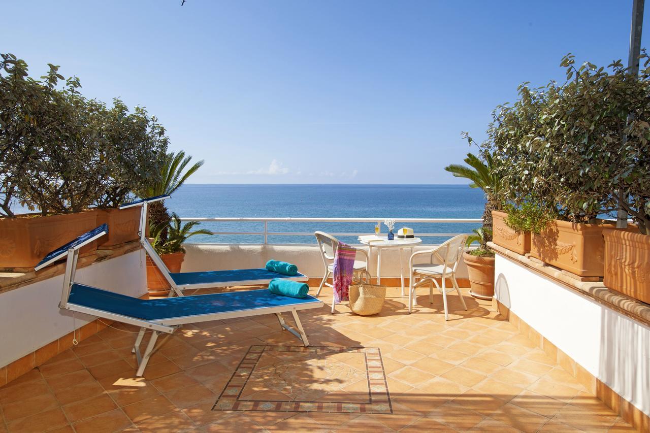 Il Cefalo Hotel & Restaurant Castellabate Bagian luar foto