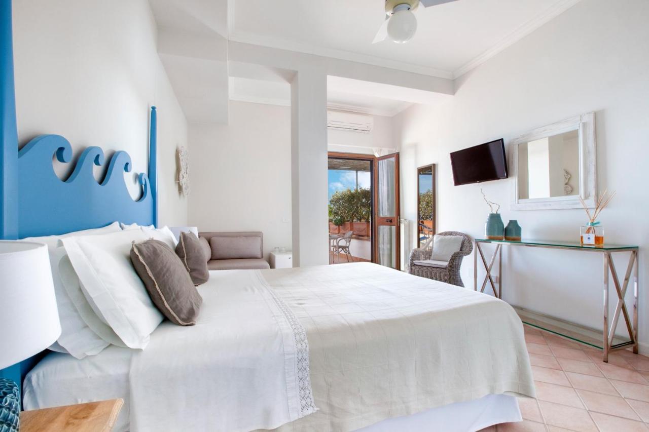 Il Cefalo Hotel & Restaurant Castellabate Bagian luar foto