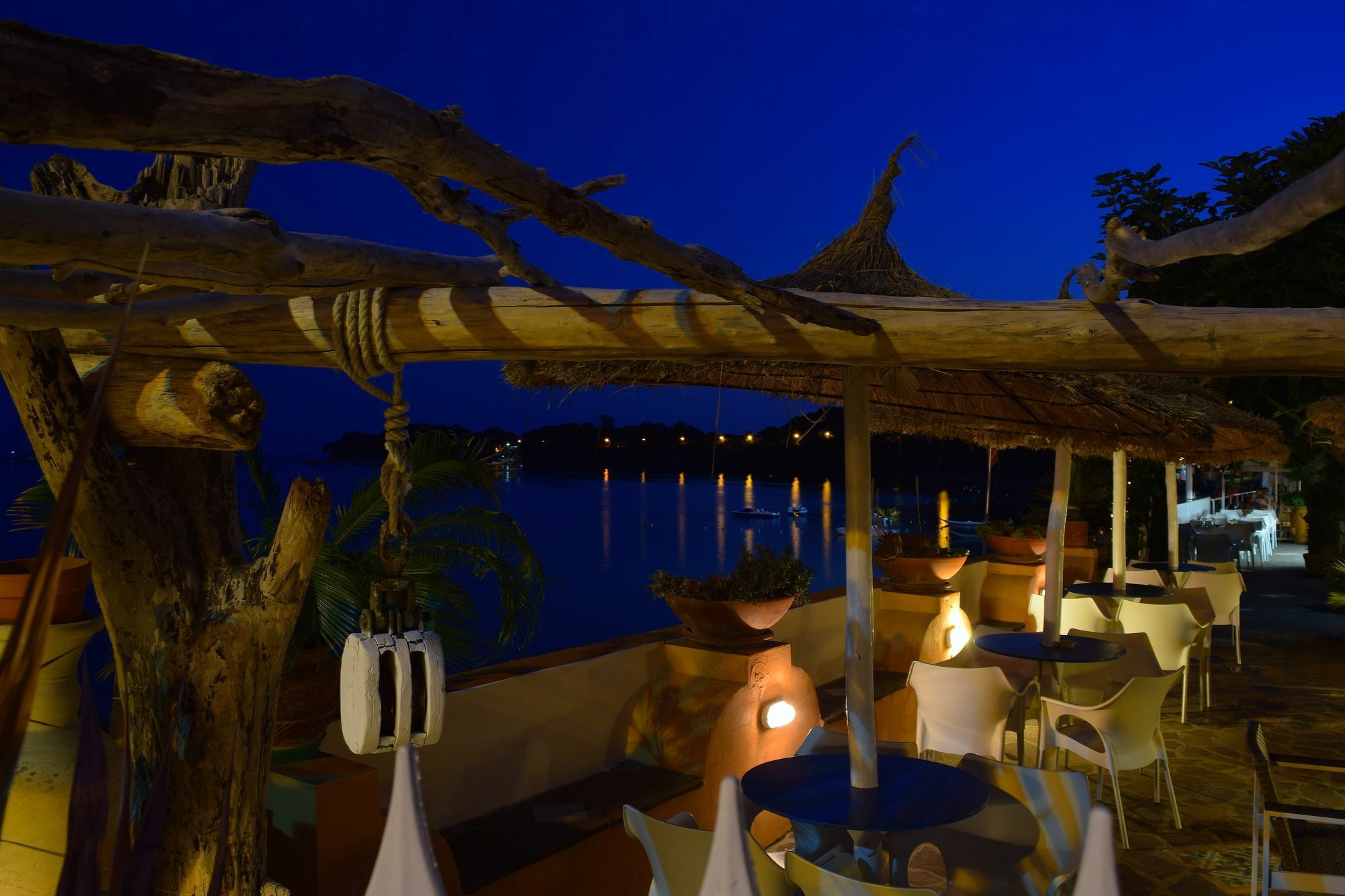 Il Cefalo Hotel & Restaurant Castellabate Bagian luar foto